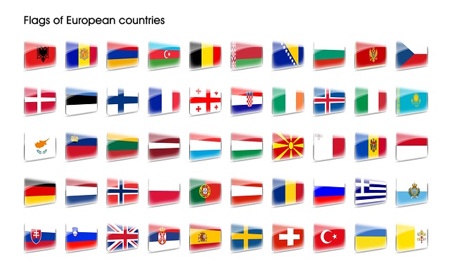 ヨーロッパの国旗が縦横綺麗に並んでいるイラスト